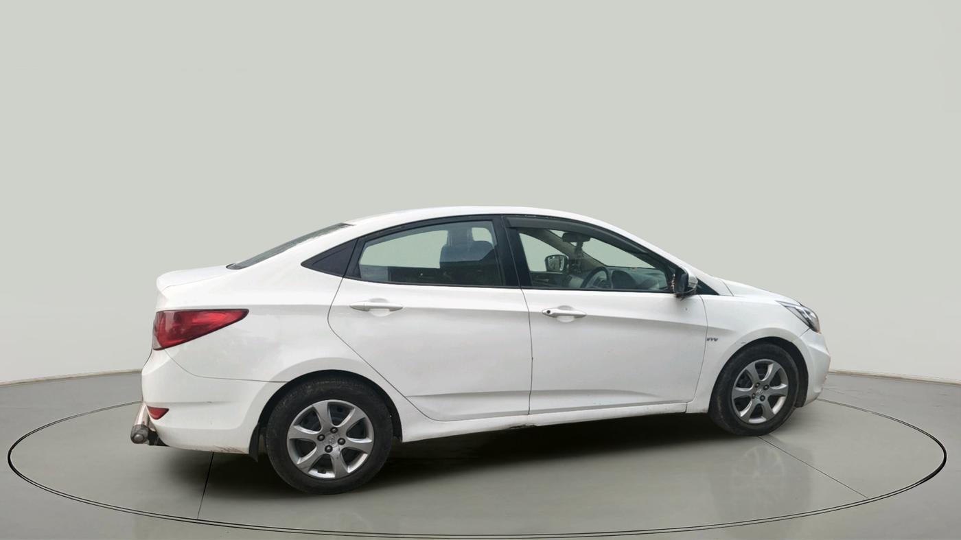 2014 Hyundai Verna FLUIDIC 1.4 VTVT, Petrol, Manual, 84,318 km, exterior