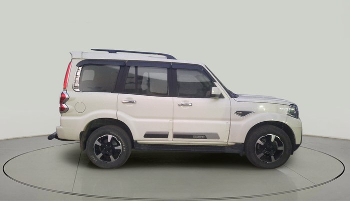 2022 Mahindra SCORPIO CLASSIC S11 7STR, Diesel, Manual, 70,291 km, exterior