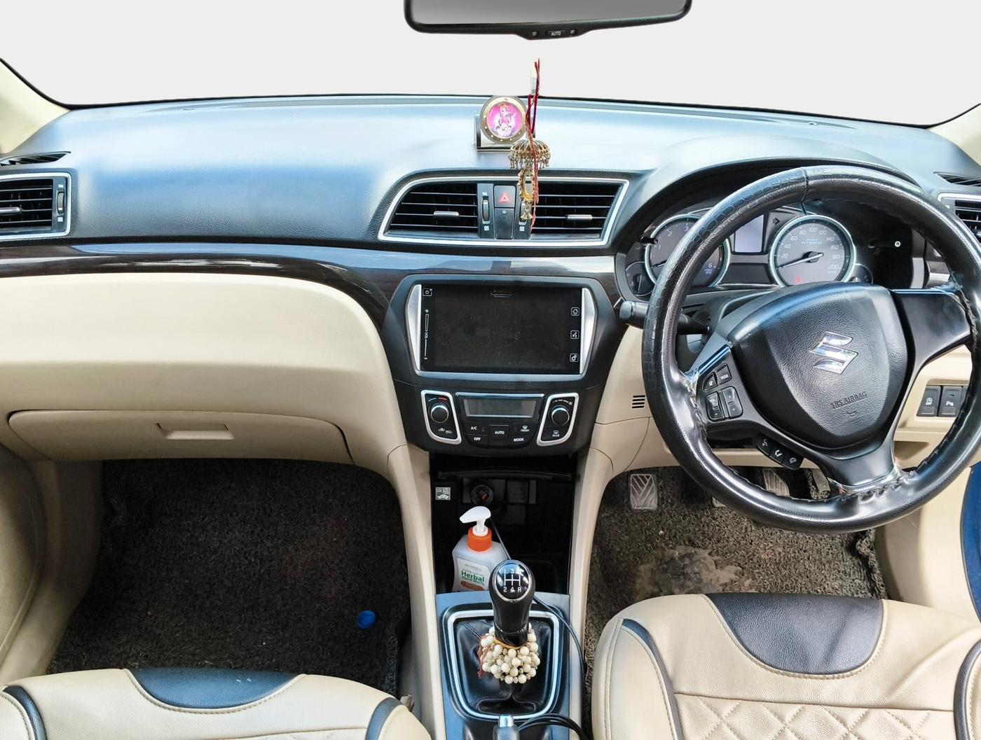 2018 Maruti Ciaz ALPHA DIESEL 1.3, Diesel, Manual, 1,30,000 km, interior