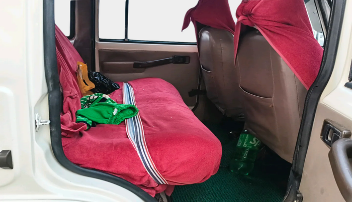 2011 Mahindra Bolero SLX BS IV, Diesel, Manual, 1,95,066 km, interior