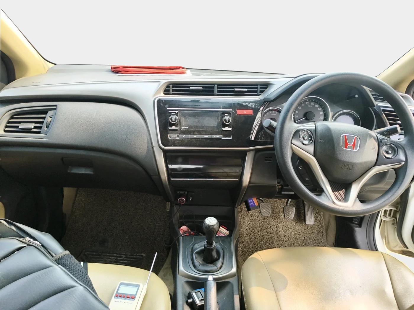 2015 Honda City 1.5L I-VTEC SV, Petrol, Manual, 65,216 km, interior
