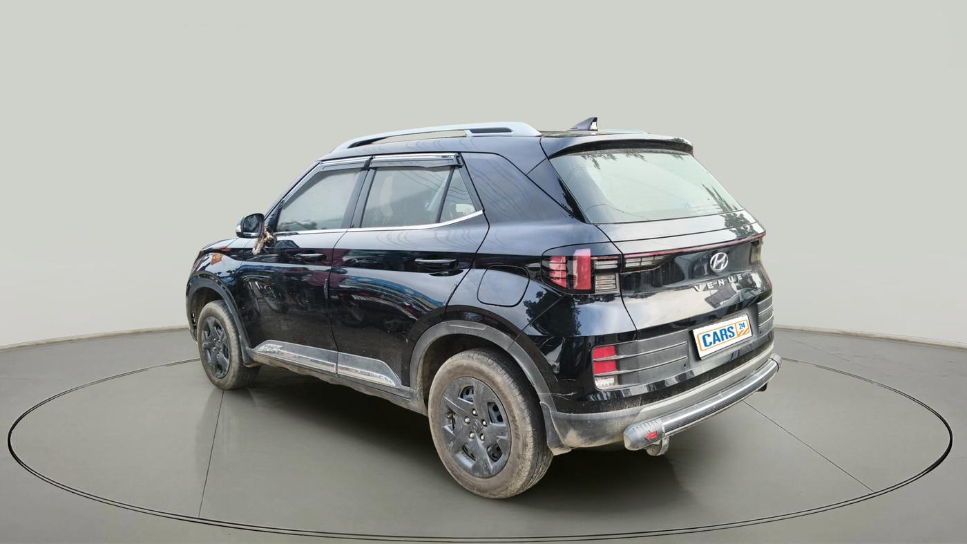 2024 Hyundai VENUE S (O) Plus 1.2 Petrol , Petrol, Manual, 26,000 km, exterior