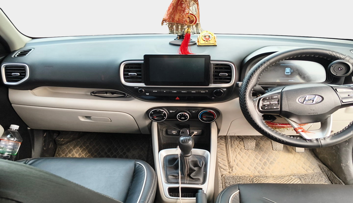2024 Hyundai VENUE S (O) Plus 1.2 Petrol , Petrol, Manual, 19,740 km, interior