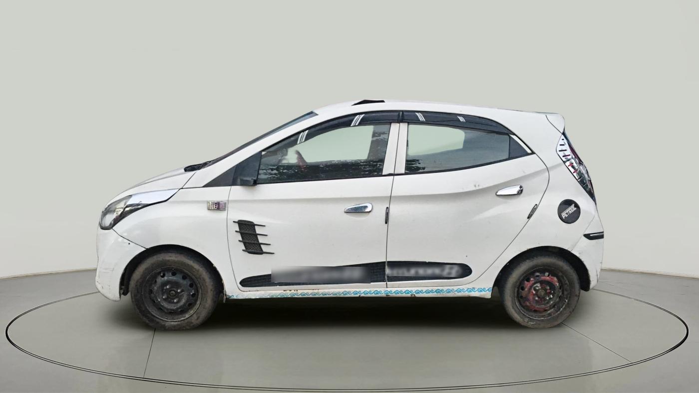 2018 Hyundai Eon ERA +, Petrol, Manual, 1,43,613 km, exterior