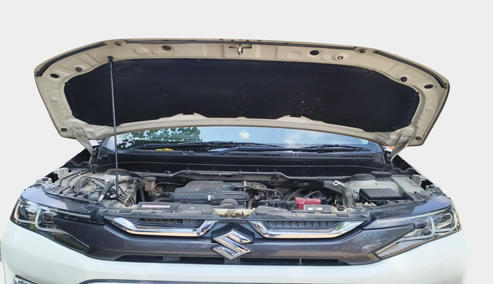 2024 Maruti BREZZA ZXI + SMART HYBRID, Petrol, Manual, 40,772 km, exterior