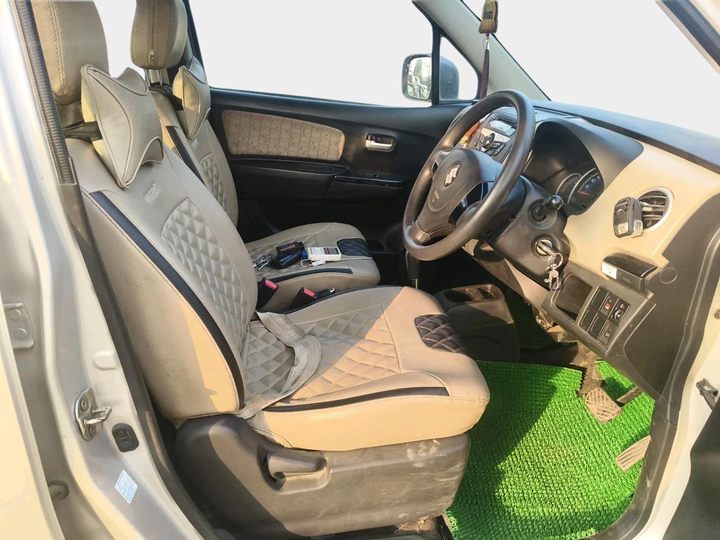 2018 Maruti Wagon R 1.0 VXI + (O) AMT, Petrol, Automatic, 49,662 km, interior