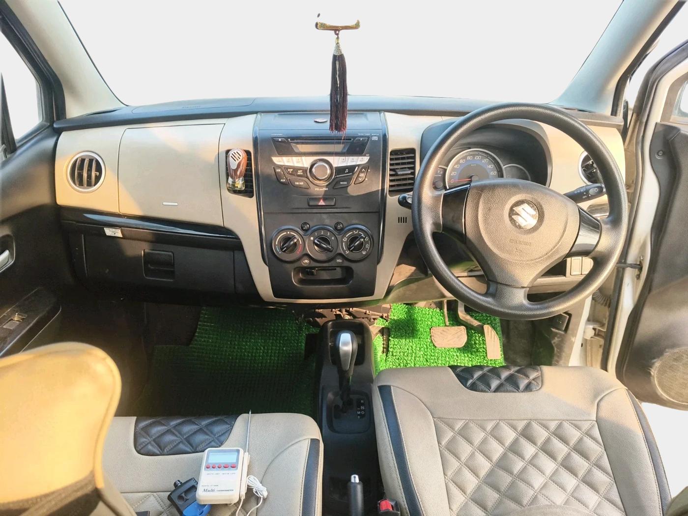 2018 Maruti Wagon R 1.0 VXI + (O) AMT, Petrol, Automatic, 49,662 km, interior