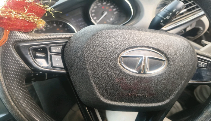 2018 Tata Tiago XZ PETROL, Petrol, Manual, 67,926 km, interior