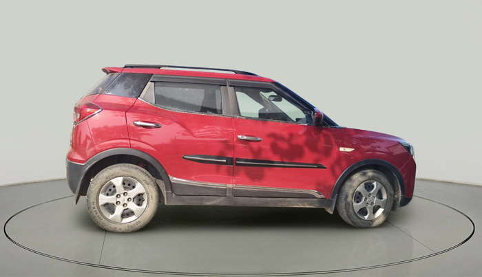 2020 Mahindra XUV300 W6 1.2 PETROL, Petrol, Manual, 33,792 km, exterior