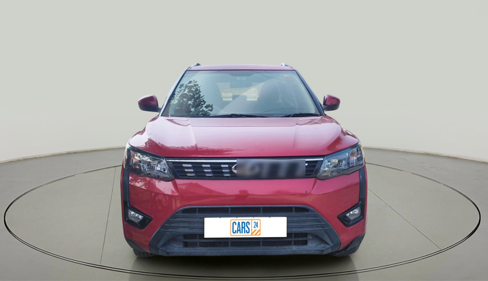 2020 Mahindra XUV300 W6 1.2 PETROL, Petrol, Manual, 33,792 km, exterior