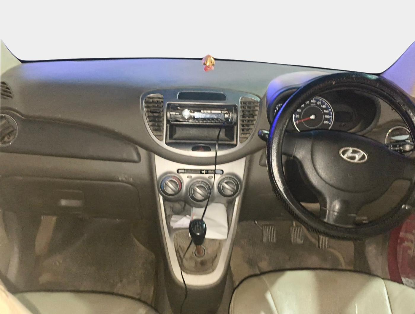2012 Hyundai i10 MAGNA 1.2, Petrol, Manual, 53,782 km, interior