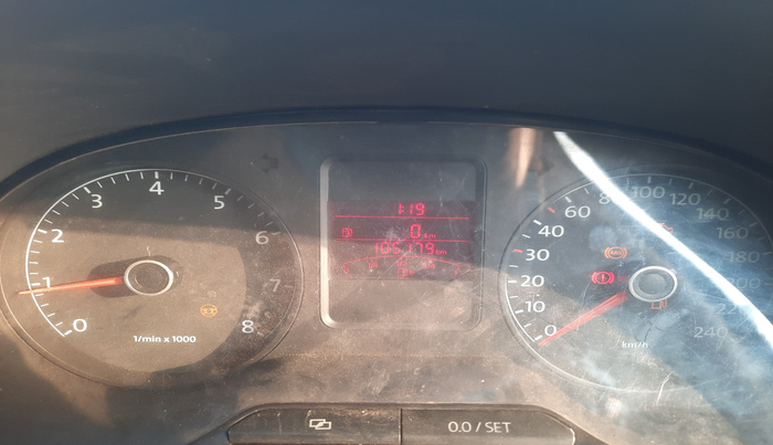 2010 Volkswagen Vento HIGHLINE 1.6 MPI, Petrol, Manual, 1,05,179 km, interior