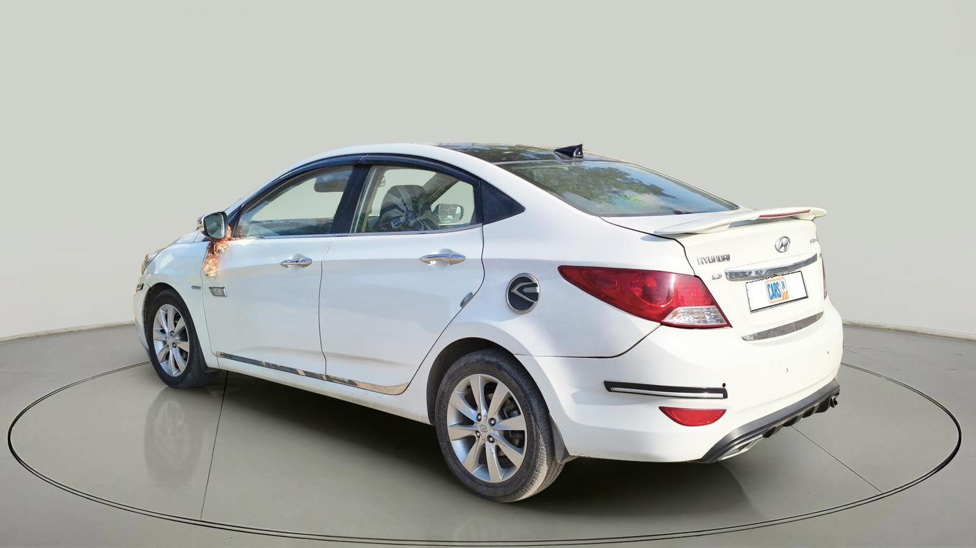 2011 Hyundai Verna FLUIDIC 1.6 CRDI SX, Diesel, Manual, 43,083 km, exterior