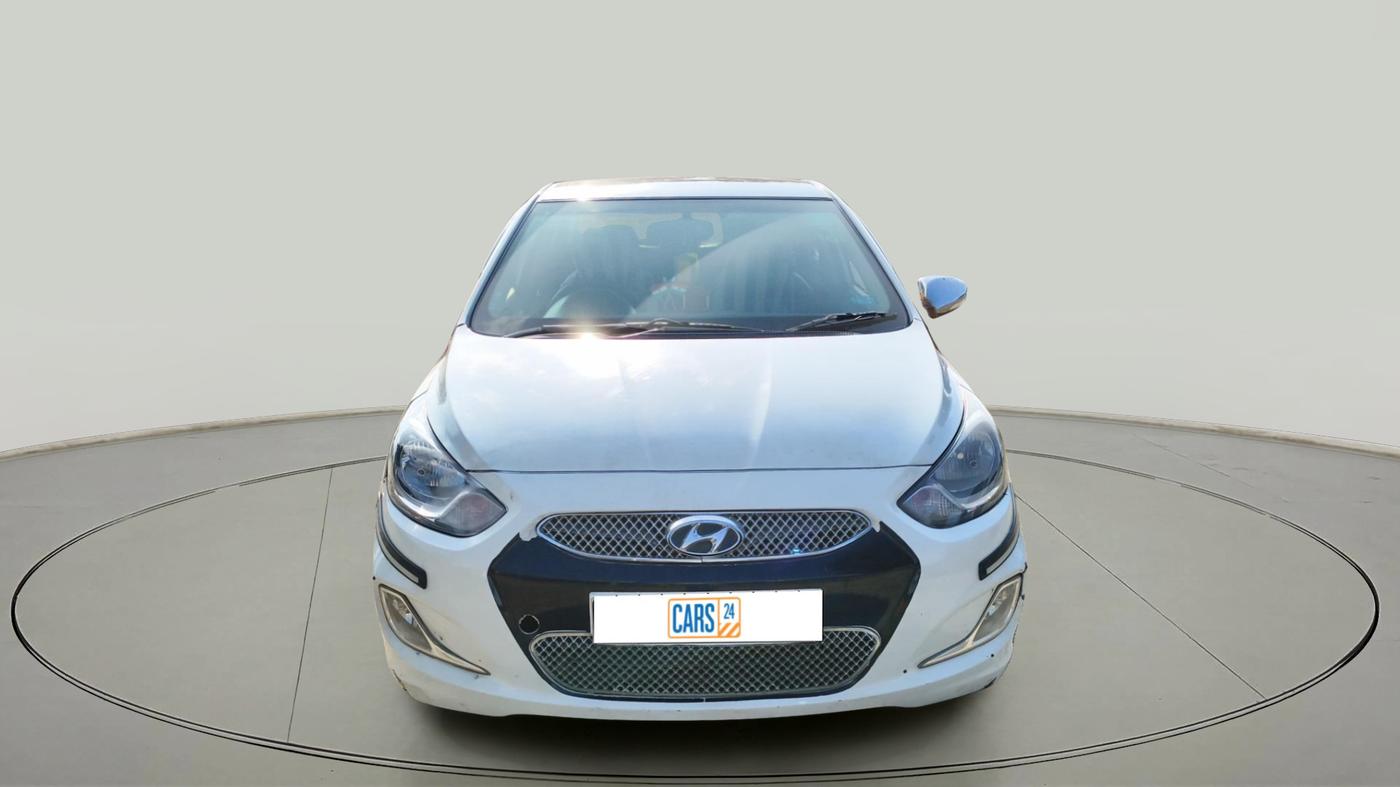 2011 Hyundai Verna FLUIDIC 1.6 CRDI SX, Diesel, Manual, 43,083 km, exterior