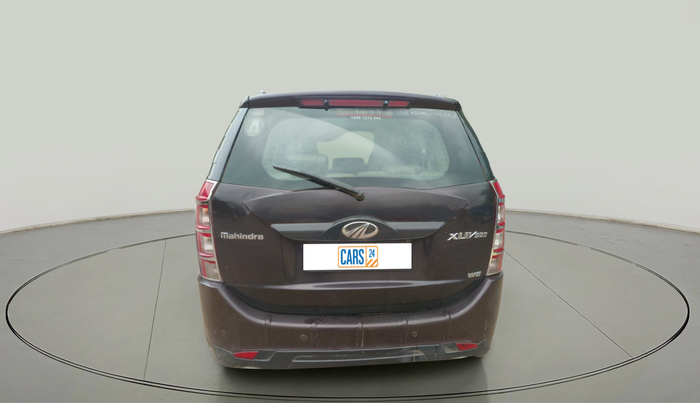2015 Mahindra XUV500 W6, Diesel, Manual, 1,96,685 km, exterior