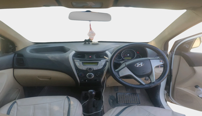 2016 Hyundai Eon MAGNA + AIRBAG, Petrol, Manual, 71,274 km, interior