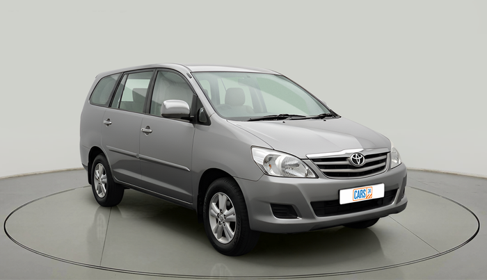 2010 Toyota Innova 2.5 G4 7 STR, Diesel, Manual, 2,38,945 km, exterior