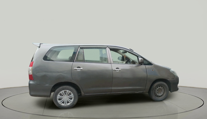 2010 Toyota Innova 2.5 G4 7 STR, Diesel, Manual, 2,38,945 km, exterior