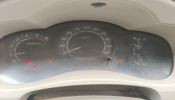 2010 Toyota Innova 2.5 G4 7 STR, Diesel, Manual, 2,38,945 km, interior