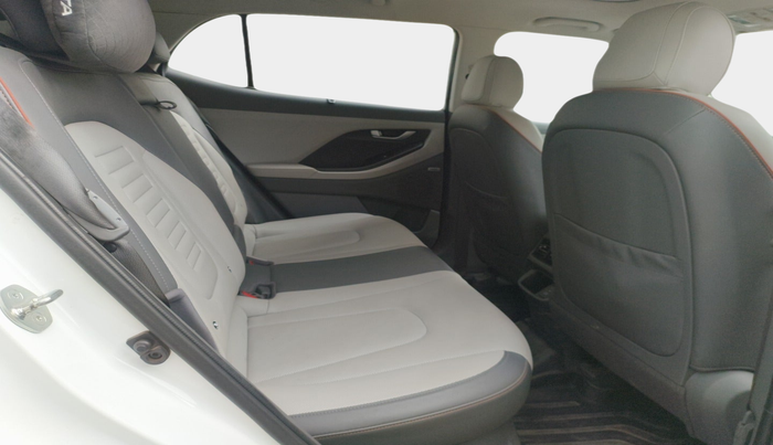 2024 Hyundai Creta SX (O) 1.5 DIESEL AT, Diesel, Automatic, 33,402 km, interior