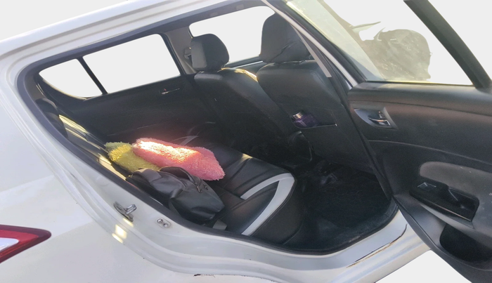2011 Maruti Swift VDI, Diesel, Manual, 2,23,673 km, interior