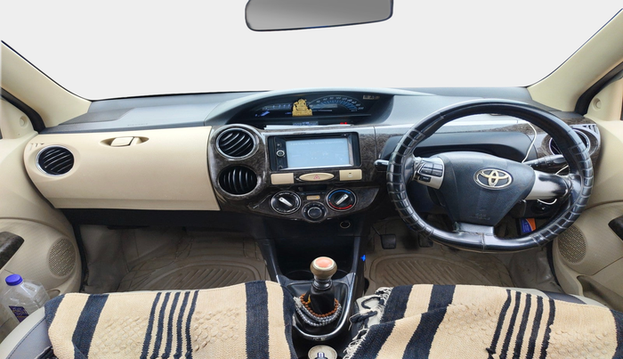 2017 Toyota Etios VXD PLATINUM, Diesel, Manual, 2,96,489 km, interior