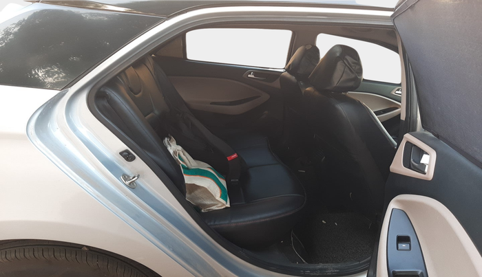 2020 Hyundai Elite i20 SPORTZ PLUS 1.2, Petrol, Manual, 76,815 km, interior