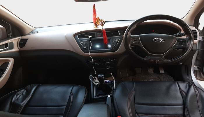2020 Hyundai Elite i20 SPORTZ PLUS 1.2, Petrol, Manual, 76,815 km, interior
