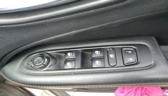 2018 Jeep Compass LIMITED (O) 2.0 DIESEL, Diesel, Manual, 87,887 km, interior