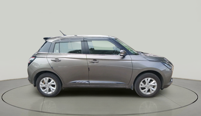 2025 Maruti Swift ZXi AMT, Petrol, Automatic, 3,932 km, exterior