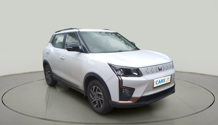 2023 Mahindra XUV400 EL 7.2 KW, Electric, Automatic, 50,967 km, exterior