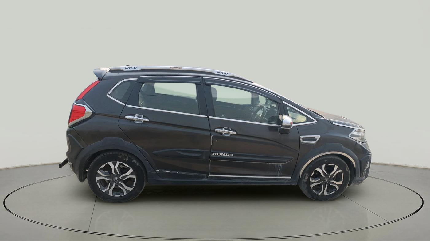 2017 Honda WR-V 1.5L I-DTEC VX MT, Diesel, Manual, 69,934 km, exterior
