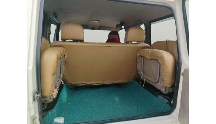 2020 Mahindra Bolero B6, Diesel, Manual, 96,141 km, interior