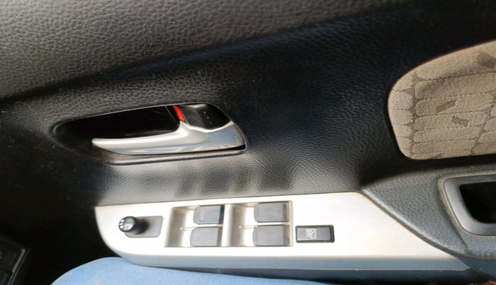 2016 Maruti Wagon R 1.0 VXI, Petrol, Manual, 61,830 km, interior