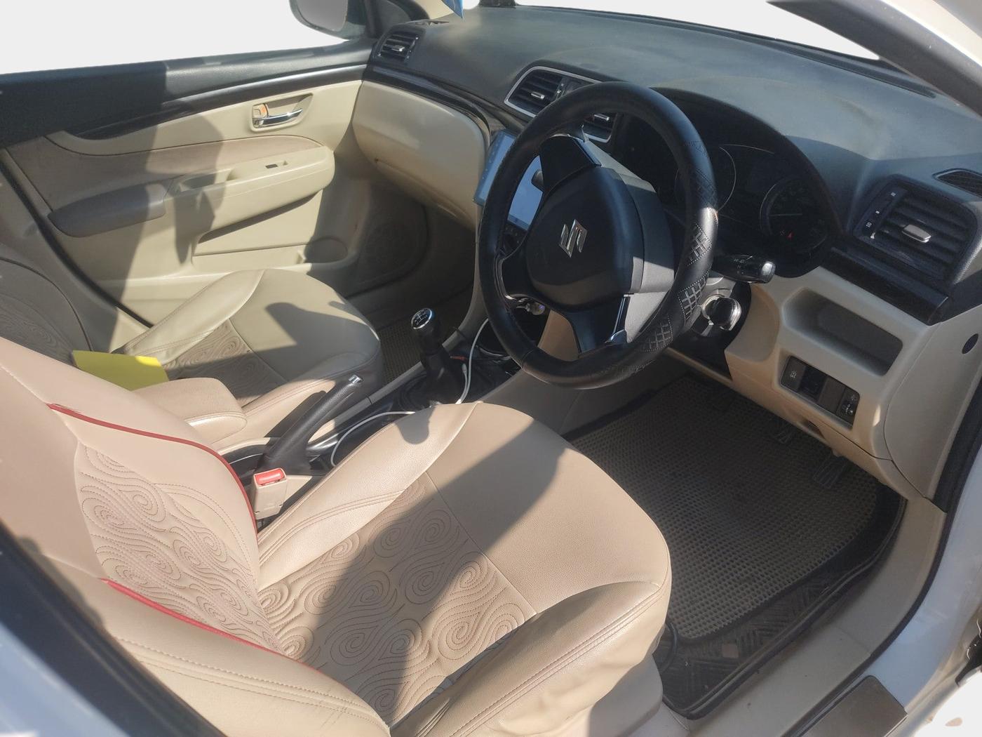 2017 Maruti Ciaz SIGMA DIESEL 1.3, Diesel, Manual, 93,542 km, interior
