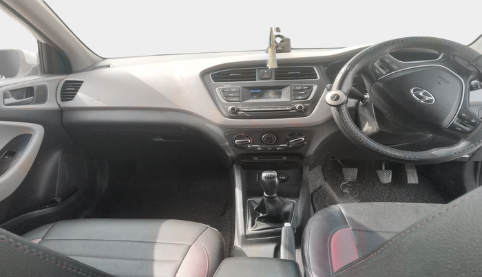 2018 Hyundai Elite i20 SPORTZ 1.2, Petrol, Manual, 1,03,785 km, interior