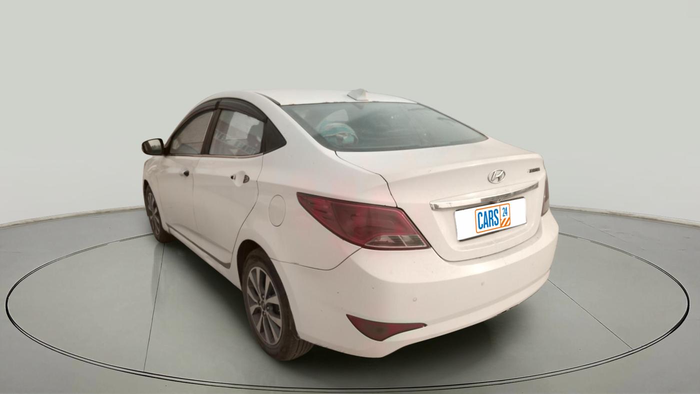 2016 Hyundai Verna 1.6 VTVT SX, Diesel, Manual, 1,55,017 km, exterior