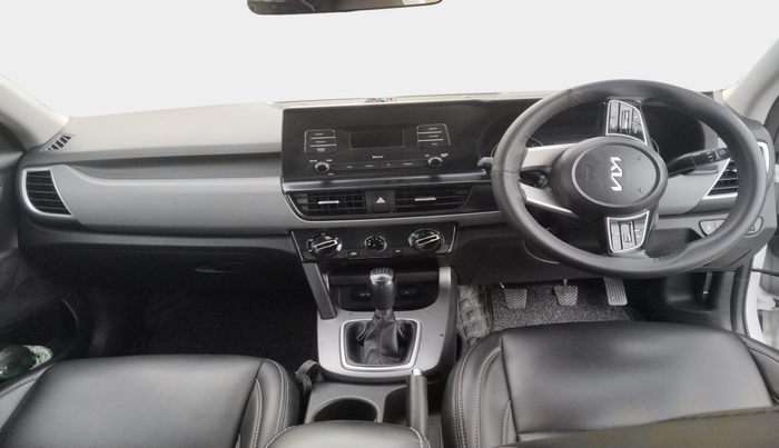 2022 KIA SELTOS HTE 1.5 DIESEL, Diesel, Manual, 1,42,305 km, interior