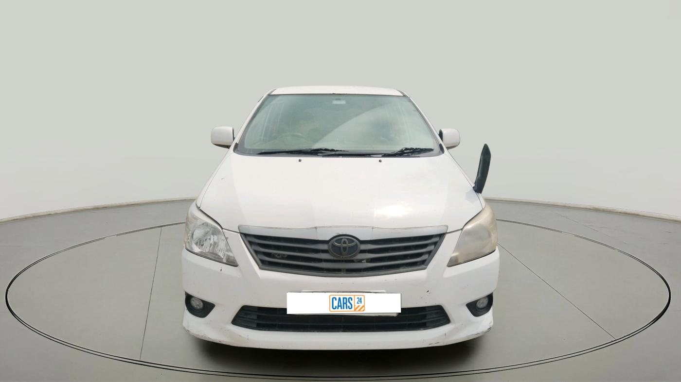 2013 Toyota Innova 2.5 GX 8 STR, Diesel, Manual, 1,65,874 km, exterior