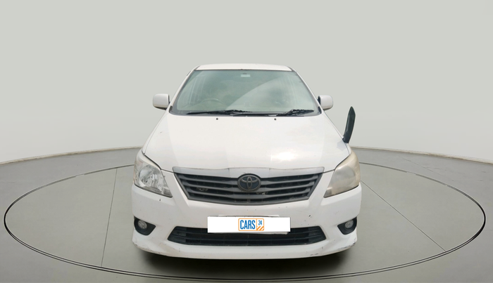 2013 Toyota Innova 2.5 GX 8 STR, Diesel, Manual, 1,65,874 km, exterior