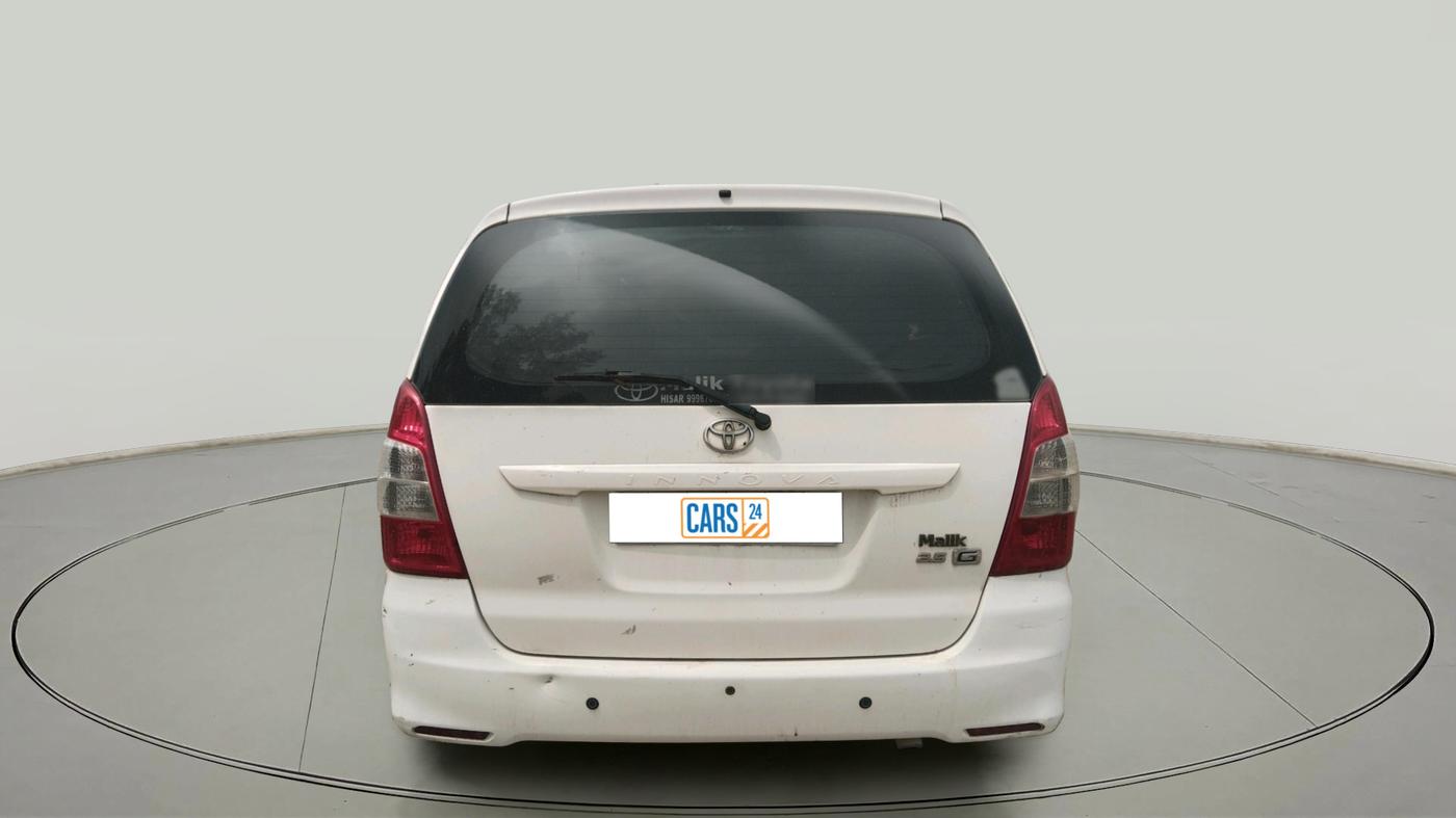 2013 Toyota Innova 2.5 GX 8 STR, Diesel, Manual, 1,65,874 km, exterior