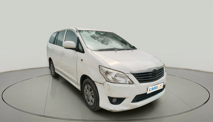 2013 Toyota Innova 2.5 GX 8 STR, Diesel, Manual, 1,65,874 km, exterior
