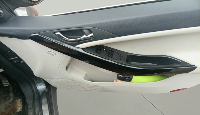 2023 Tata NEXON XZ Plus LUX, Petrol, Manual, 13,331 km, interior