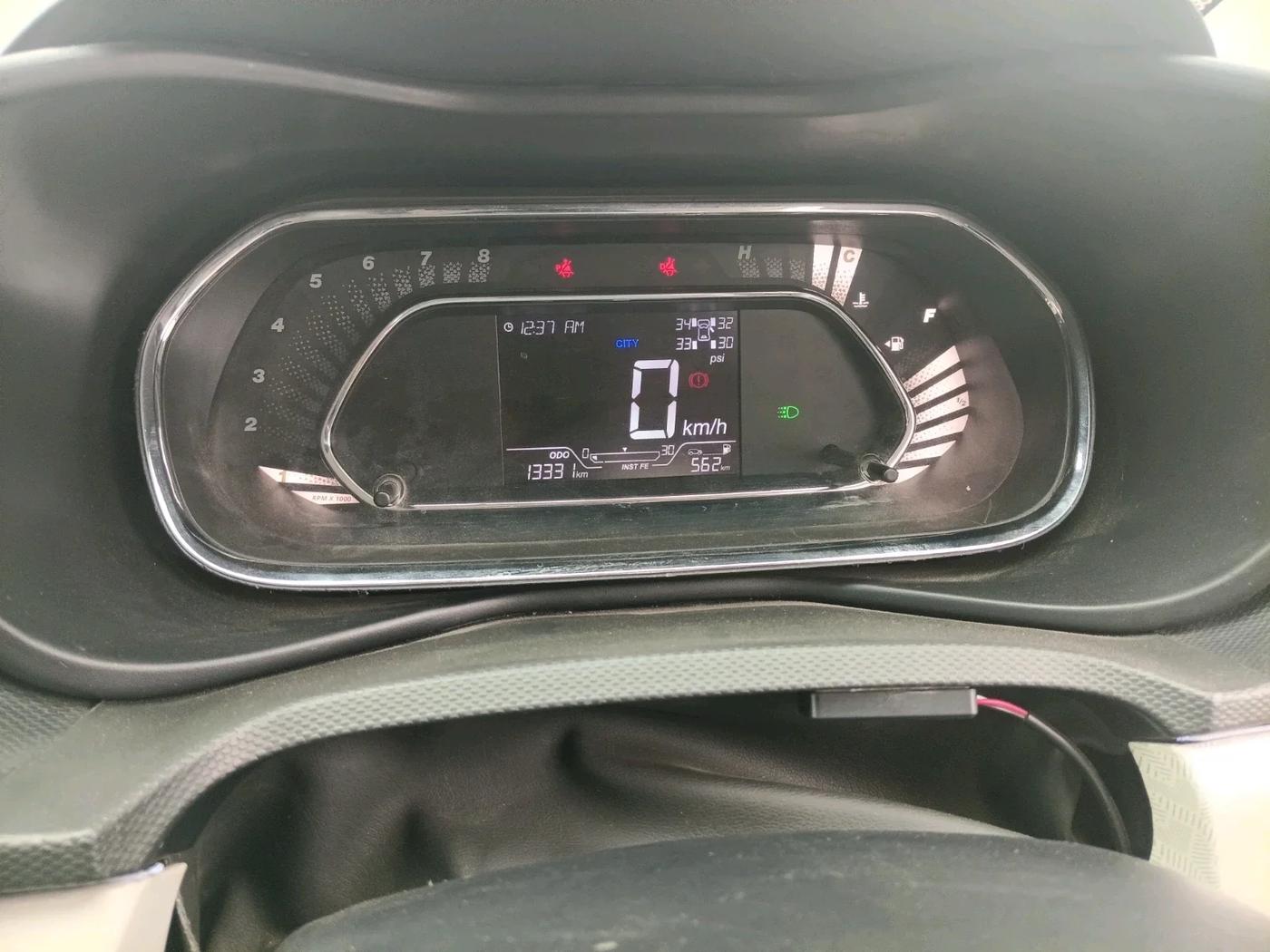 2023 Tata NEXON XZ Plus LUX, Petrol, Manual, 13,331 km, interior