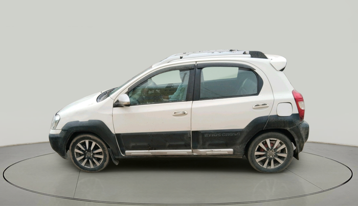 2014 Toyota Etios CROSS 1.4 VD, Diesel, Manual, 1,94,555 km, exterior