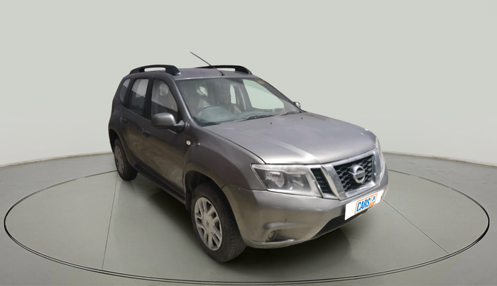 2013 Nissan Terrano XE (D), Diesel, Manual, 1,21,136 km, exterior