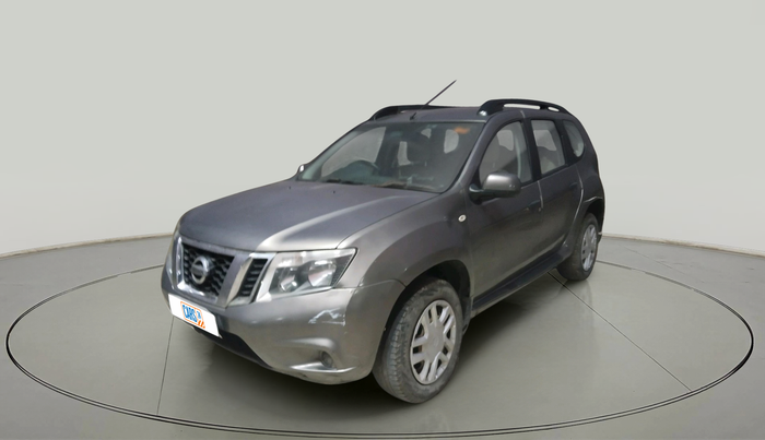 2013 Nissan Terrano XE (D), Diesel, Manual, 1,21,136 km, exterior