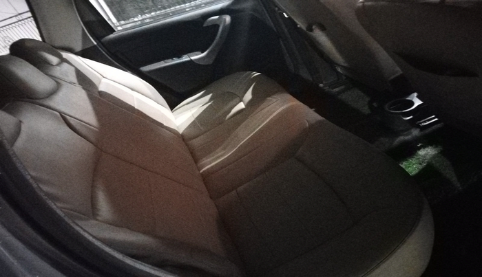 2013 Nissan Terrano XE (D), Diesel, Manual, 1,21,136 km, interior