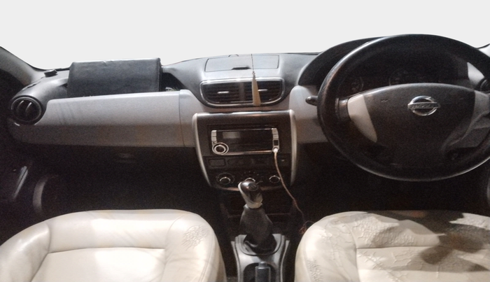 2013 Nissan Terrano XE (D), Diesel, Manual, 1,21,136 km, interior