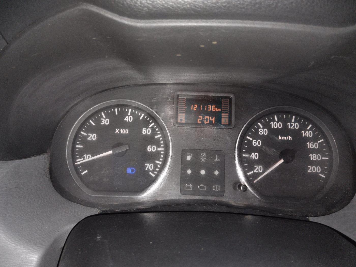 2013 Nissan Terrano XE (D), Diesel, Manual, 1,21,136 km, interior